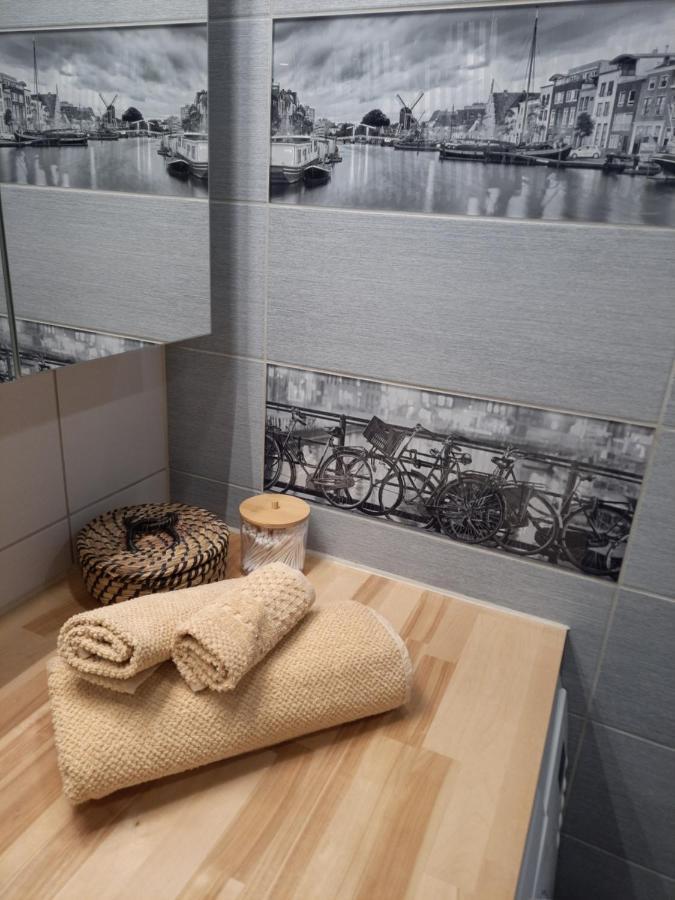 Centrum Bridge Apartment بارنو المظهر الخارجي الصورة