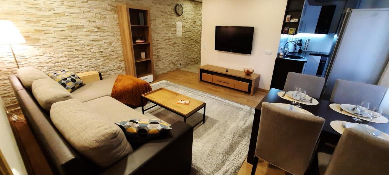 Centrum Bridge Apartment بارنو المظهر الخارجي الصورة